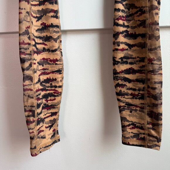 Fabletics Cacao Tigress On-The-Go PowerHold High-Waisted Mesh Leggings - Picture 12 of 12